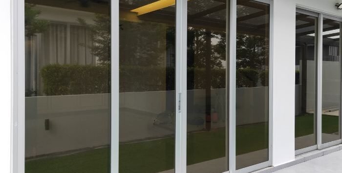 Door & window
manufacturers
